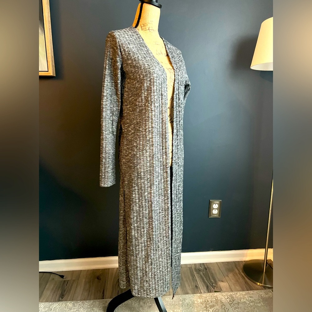Heather gray long thin cardigan sweater, size medium, great condition